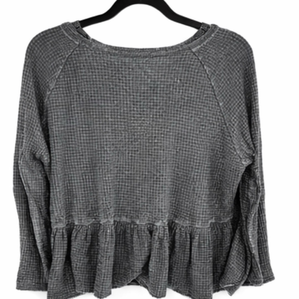 Time and Tru Waffle Knit Peplum Top XL Gray Long Sleeve Casual - Picture 2 of 6